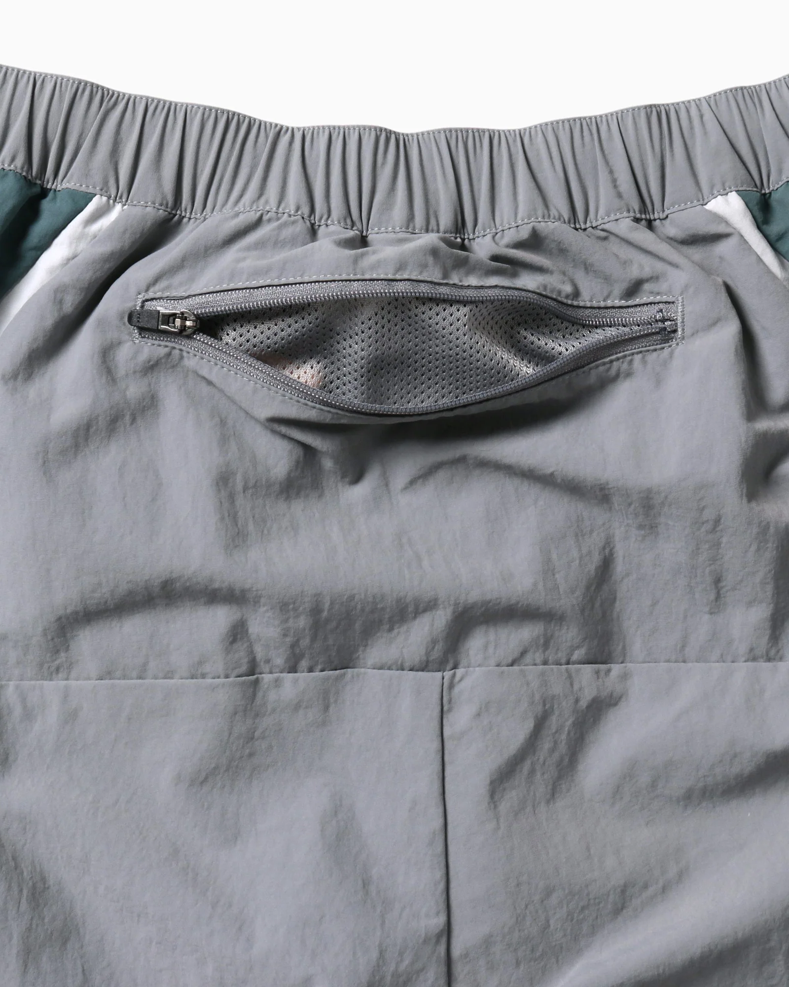 COLOR BLOCK WOVEN PANTS - Image 9